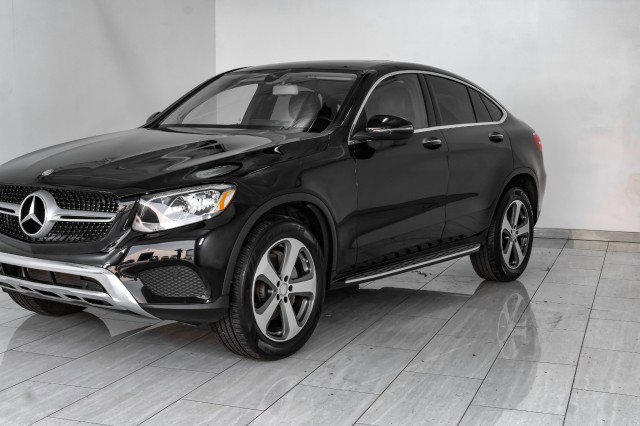 Used 2017 Mercedes-Benz GLC 300 4MATIC Coupe image 61