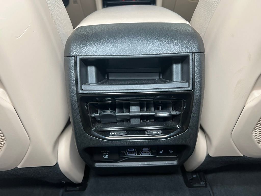 Used 2023 Jeep Grand Cherokee Limited w/ Trailer Tow Prep Group (B) image 23