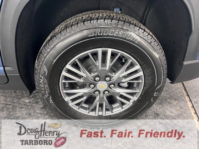 New 2026 Chevrolet Traverse LT w/ Driver Confidence Package FWD image 23