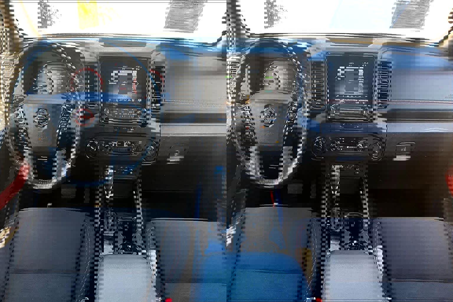 Used 2023 Nissan Frontier PRO-4X w/ Pro Convenience Package image 15