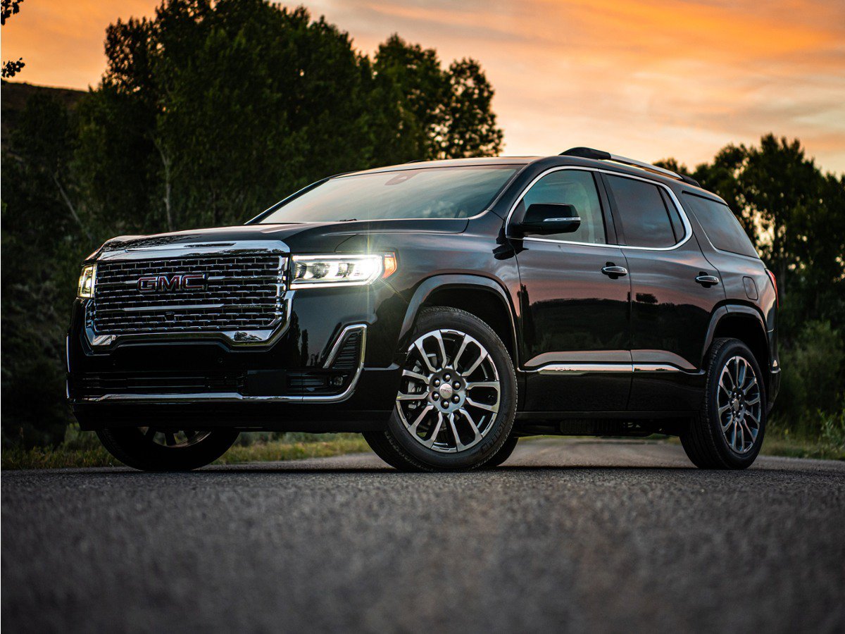 Used 2023 GMC Acadia Denali