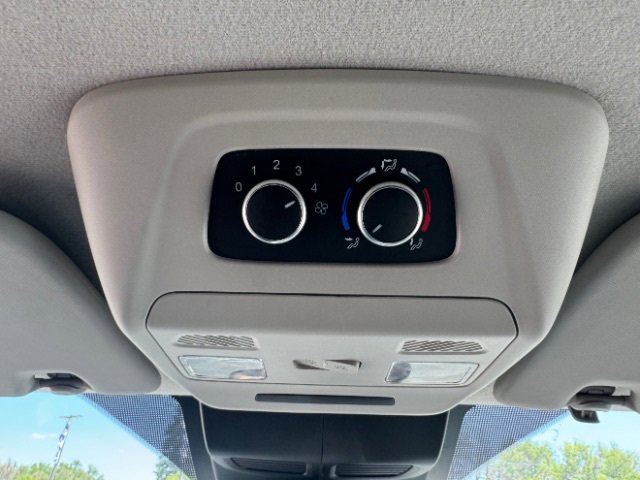 Used 2023 Ford Transit 350 XLT image 37