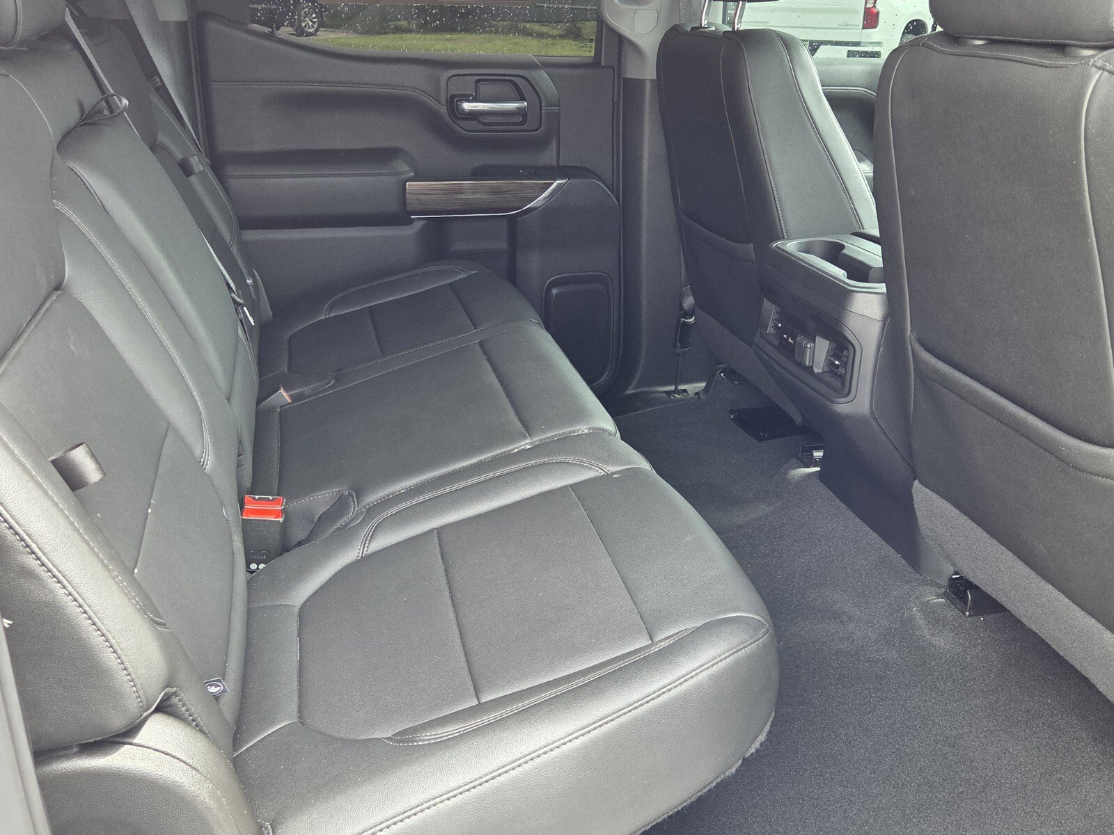 Used 2022 Chevrolet Silverado 1500 LT Trail Boss w/ Convenience Package II image 10