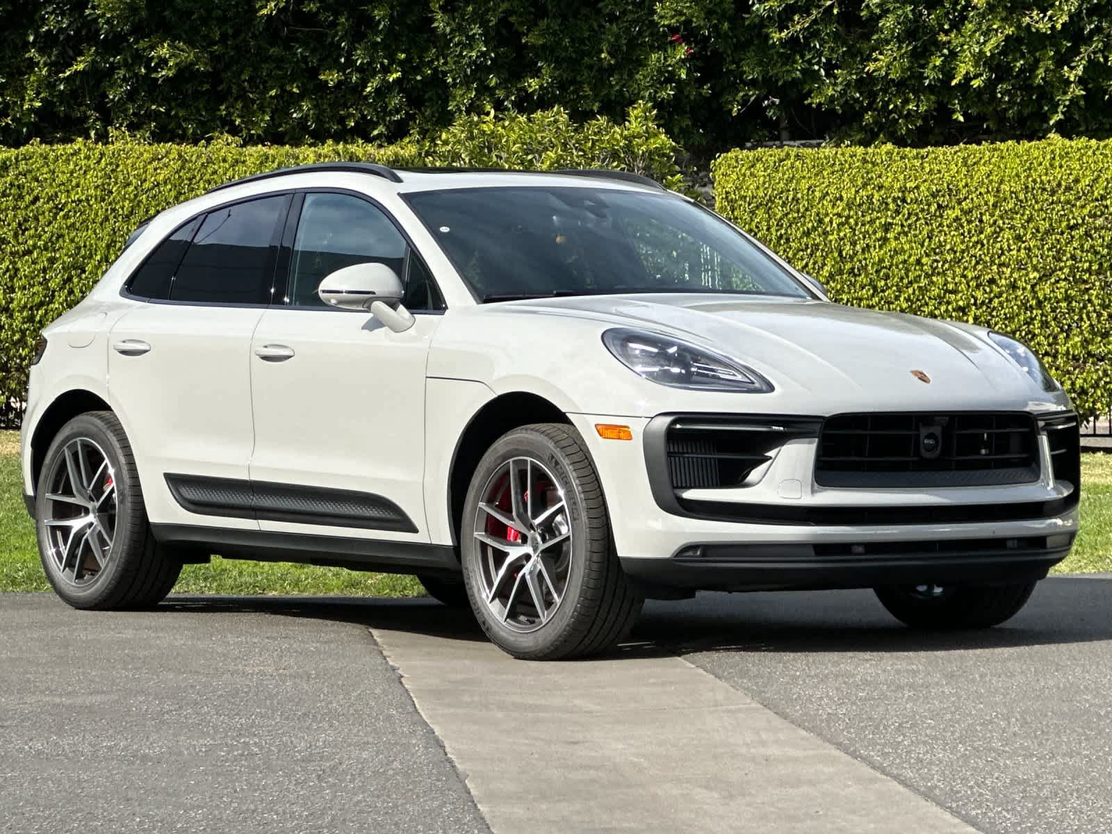 New 2026 Porsche Macan S AWD/4WD image 10