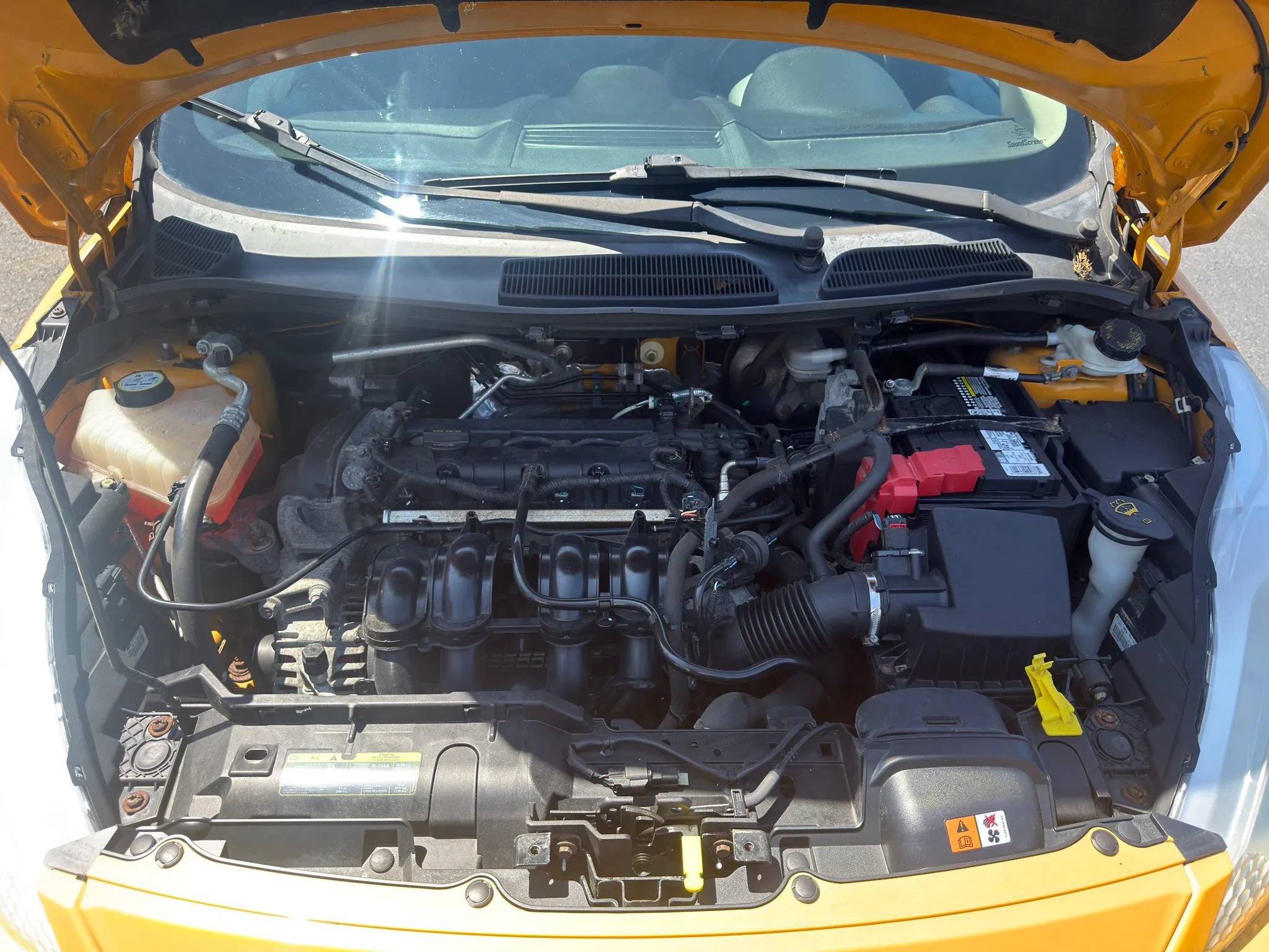 Used 2011 Ford Fiesta SES FWD image 14