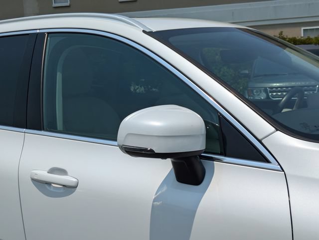 Used 2022 Volvo XC60 B5 Inscription w/ Advanced Package FWD image 14