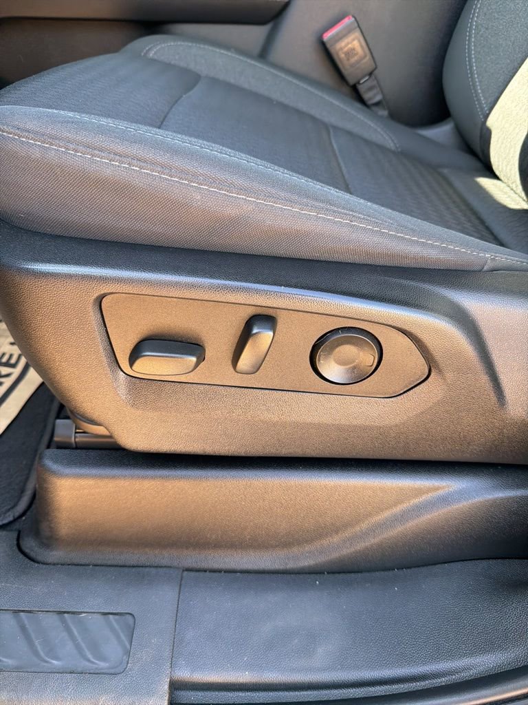 Used 2023 Chevrolet Suburban LS w/ Driver Alert Package image 22