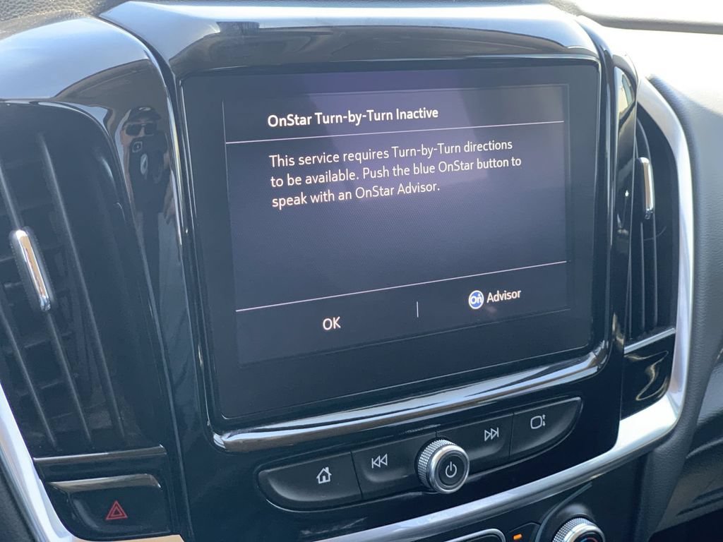 Used 2021 Chevrolet Traverse LT FWD image 11
