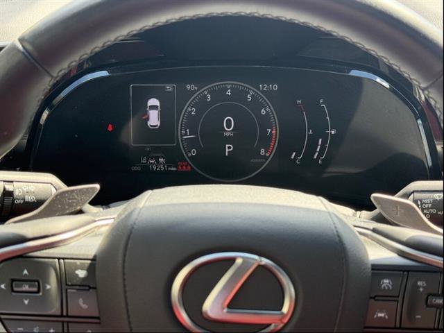 Certified 2025 Lexus NX 250 FWD w/ Towing Package (2000 Lbs) image 17