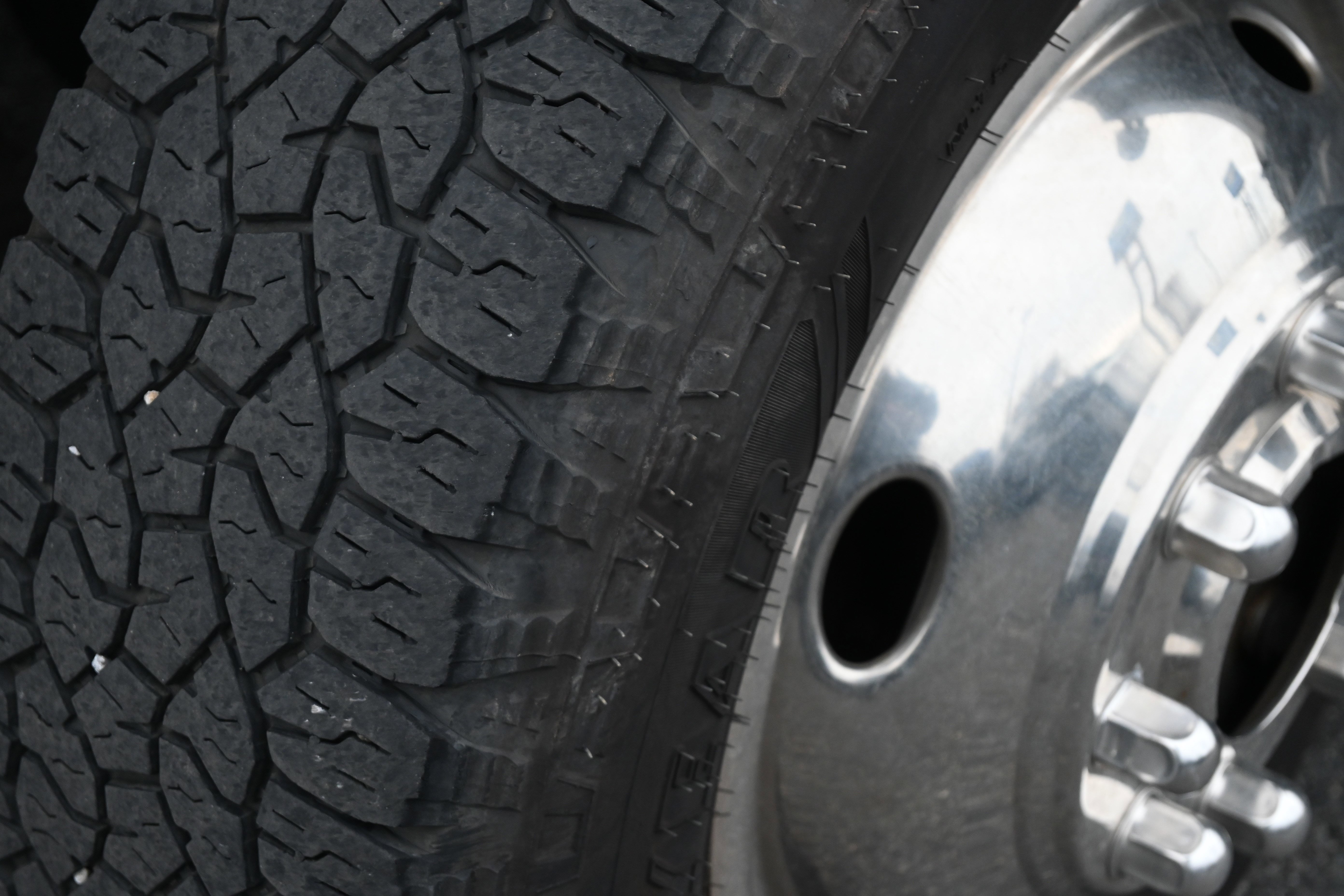 Used 2019 Ford F350 XL w/ Power Equipment Group image 14