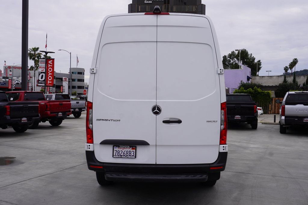 Used 2020 Mercedes-Benz Sprinter 1500 image 6