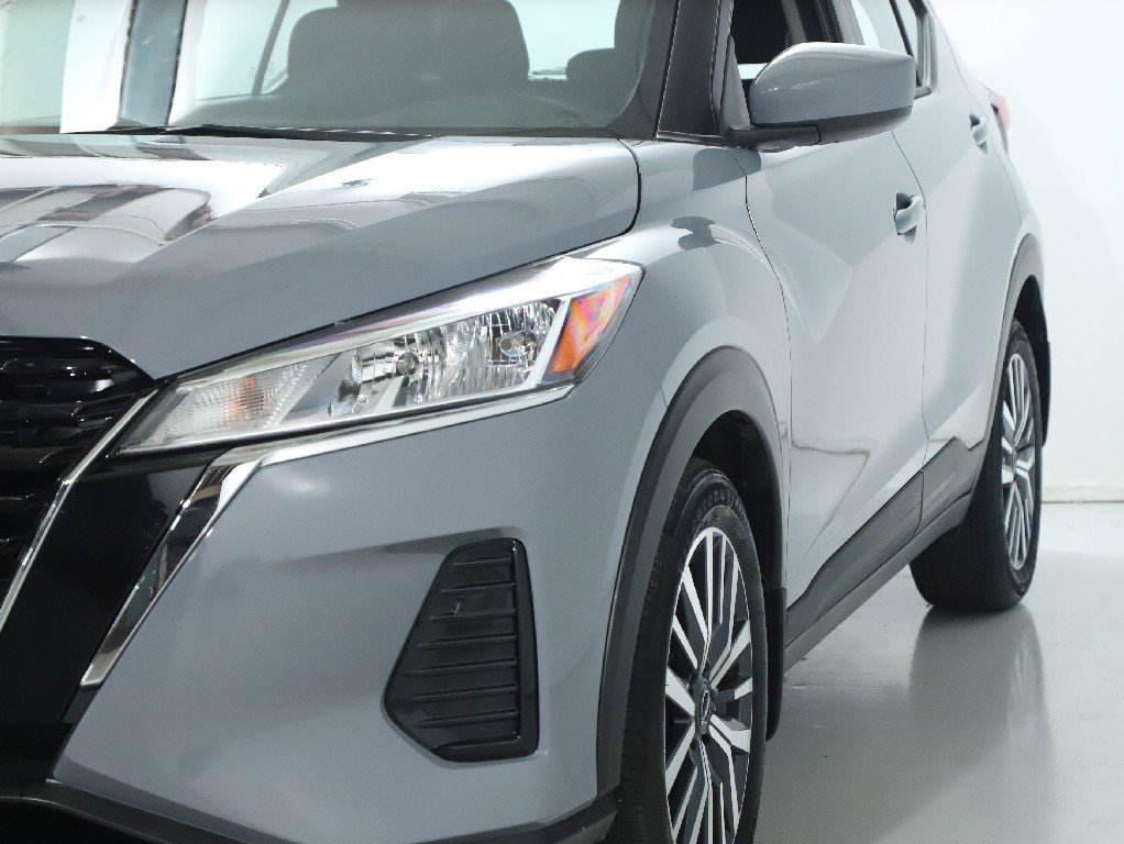 Certified 2023 Nissan Kicks SV image 5