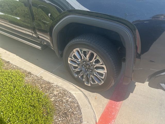 Used 2023 GMC Sierra 1500 Denali Ultimate image 6