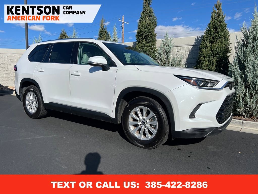 Used 2025 Toyota Grand Highlander AWD image 10