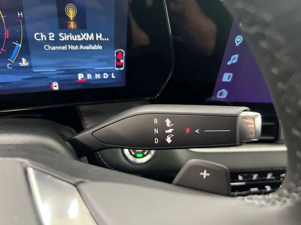 New 2027 Chevrolet Equinox LT AWD/4WD image 18