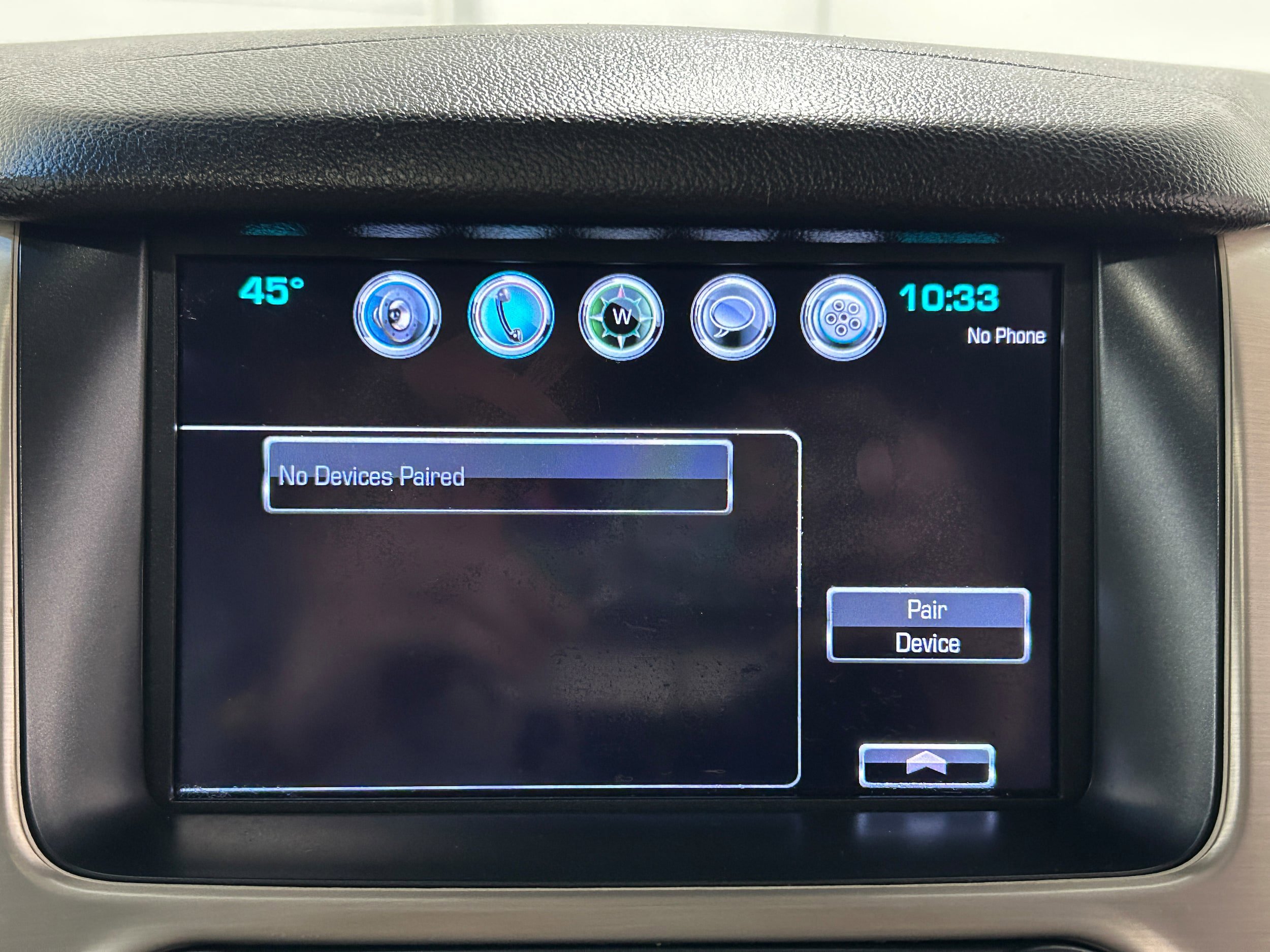 Used 2017 GMC Yukon XL Denali w/ Open Road Package AWD/4WD image 6