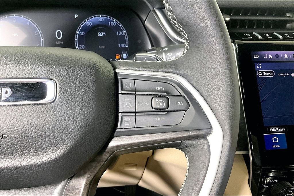 Used 2024 Jeep Grand Cherokee Limited image 19