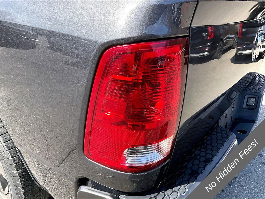 Used 2018 RAM 1500 Express AWD/4WD image 27
