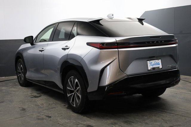 Used 2023 Lexus RZ 450e Premium w/ Technology Package image 6