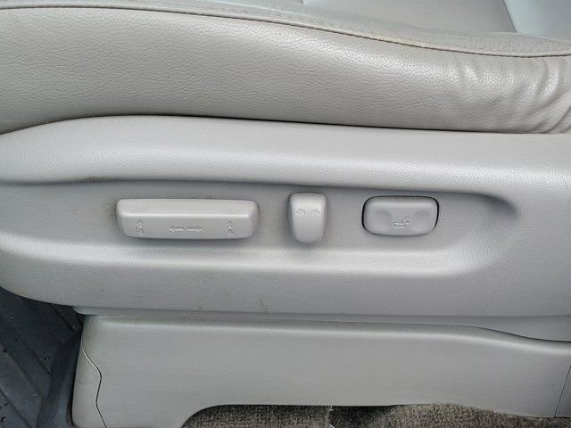 Used 2015 Honda Odyssey EX-L image 18