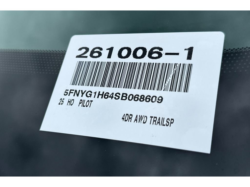Certified 2025 Honda Pilot TrailSport image 59