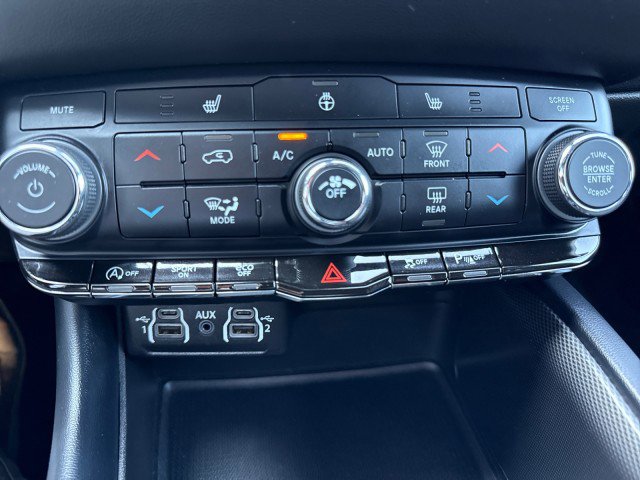 Used 2023 Dodge Durango GT image 25