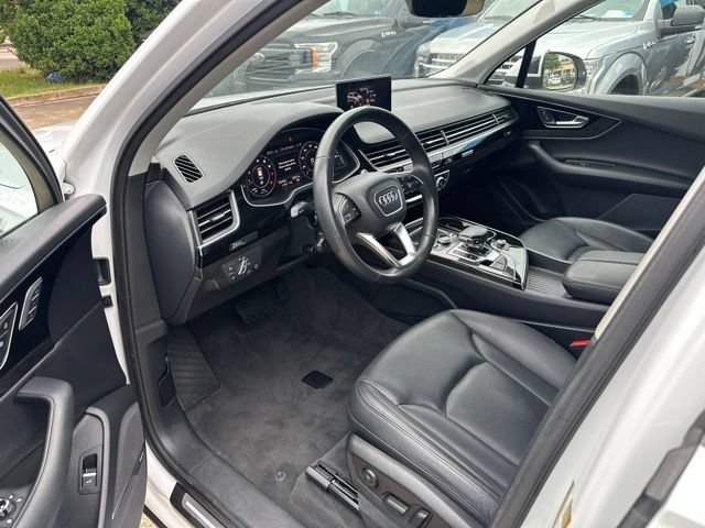 Used 2019 Audi Q7 3.0T Premium Plus w/ Premium Plus Package AWD/4WD image 9