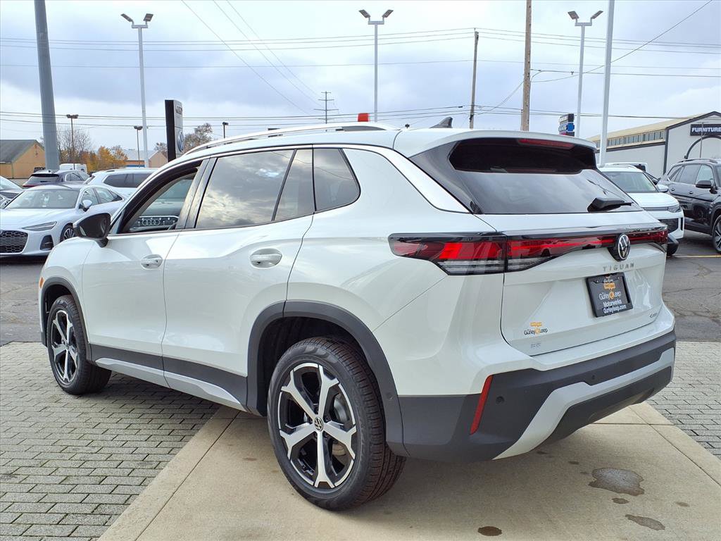 New 2026 Volkswagen Tiguan SE image 8