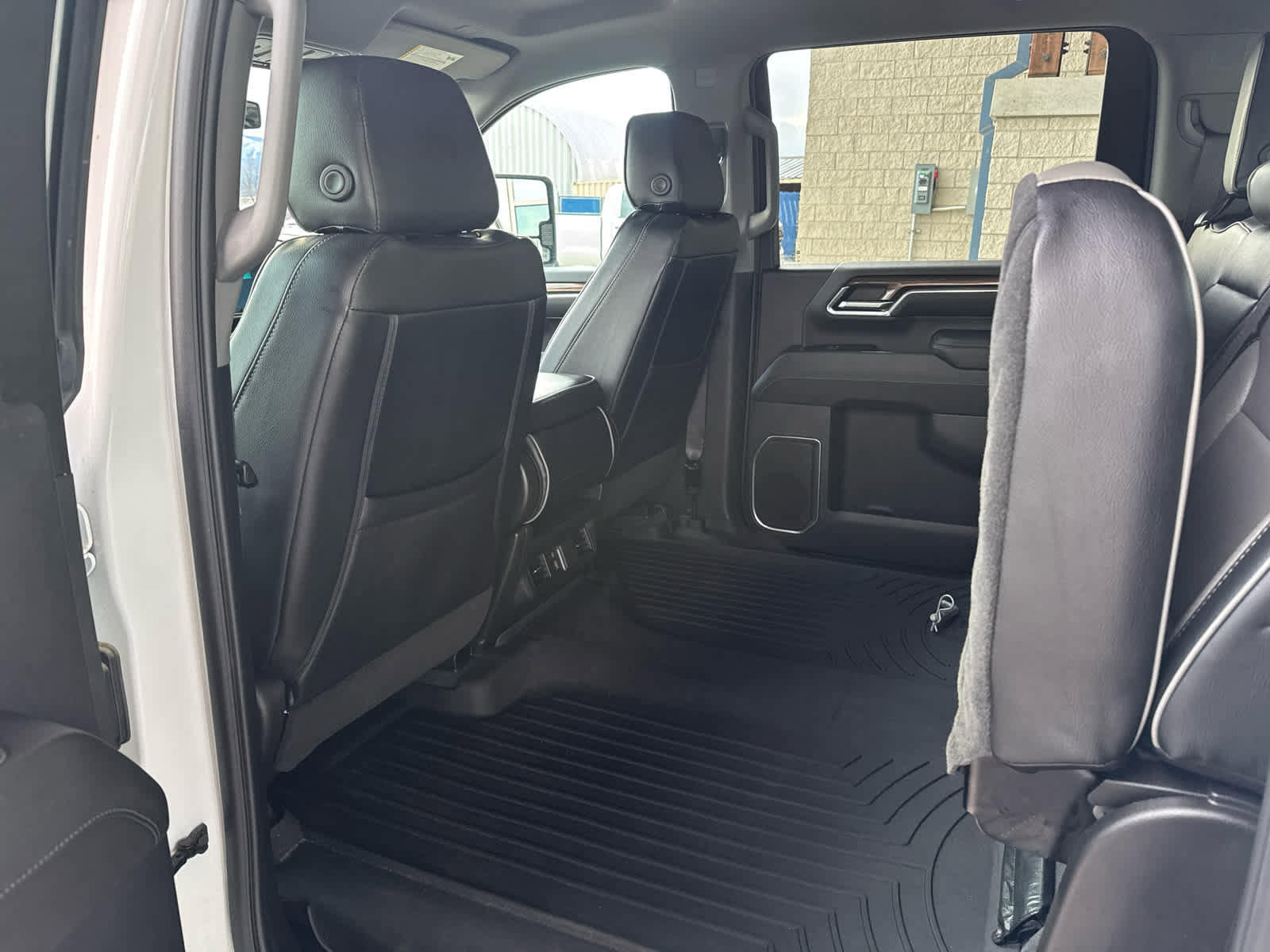 Used 2024 Chevrolet Silverado 2500 LT w/ Convenience Package image 26