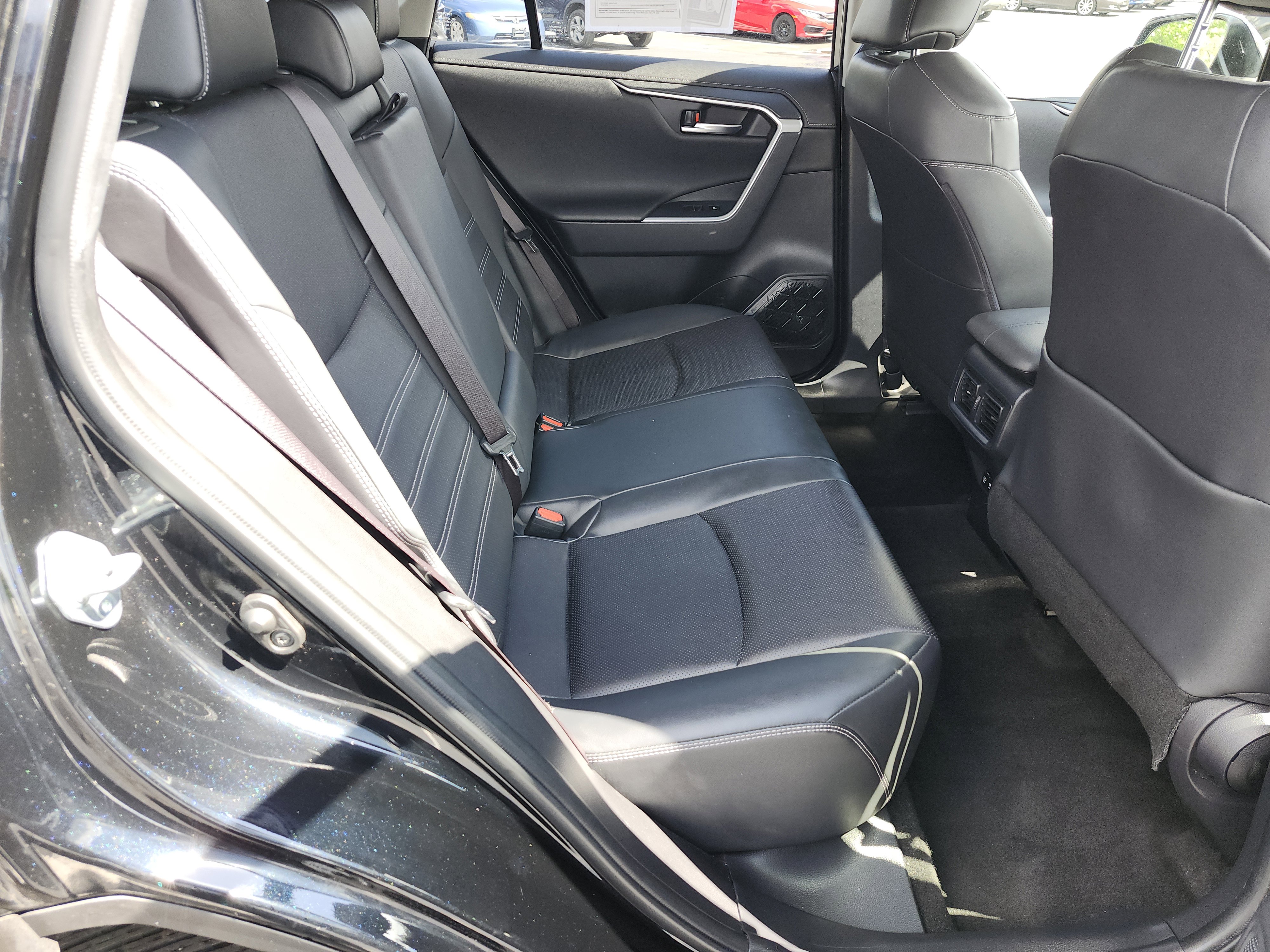 Used 2019 Toyota RAV4 Limited w/ Cold Weather Package AWD/4WD image 22