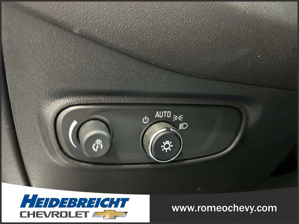 Used 2024 Chevrolet Equinox LT image 29