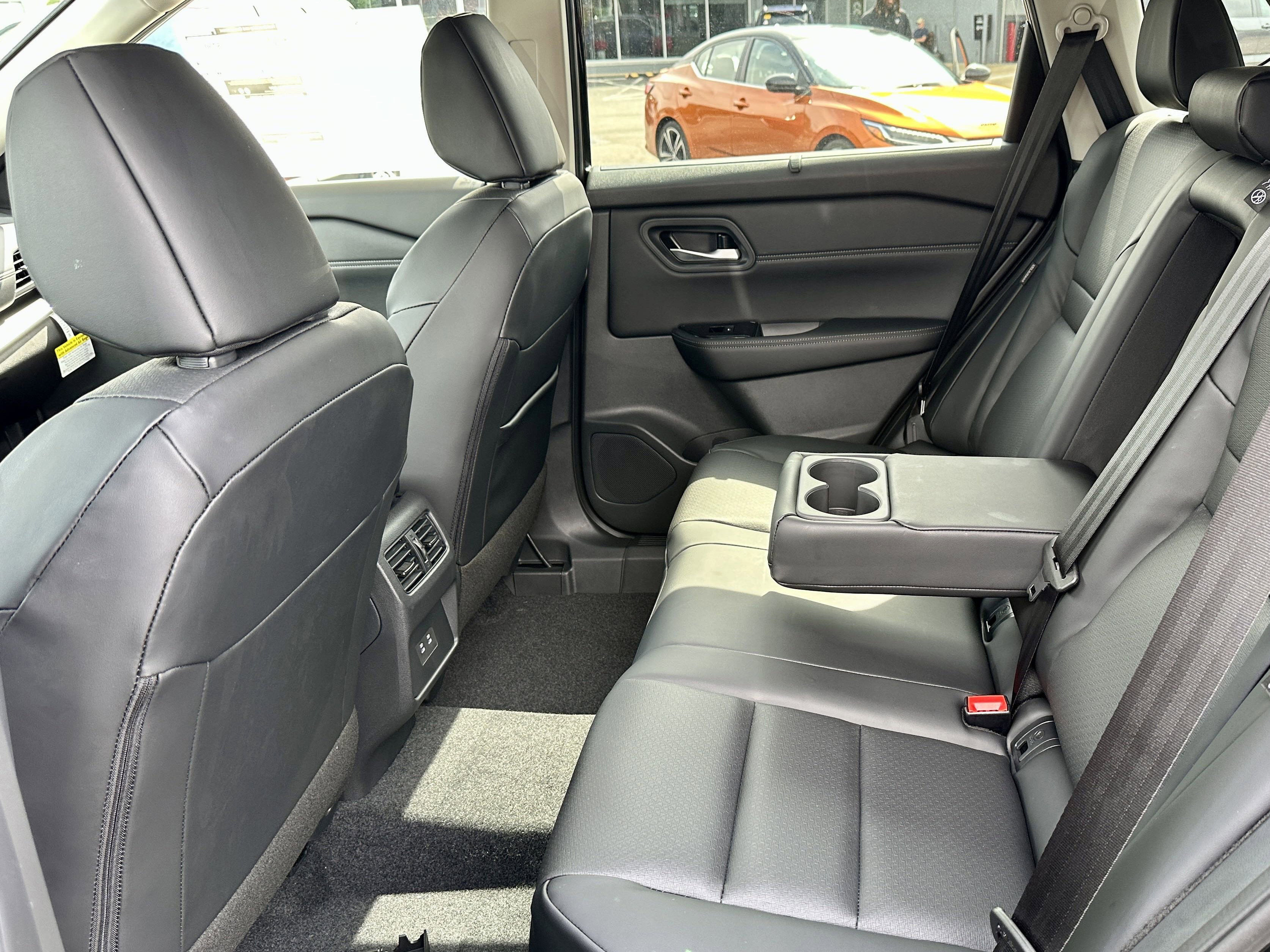 New 2026 Nissan Rogue SV w/ Rock Creek Premium Package AWD/4WD image 19