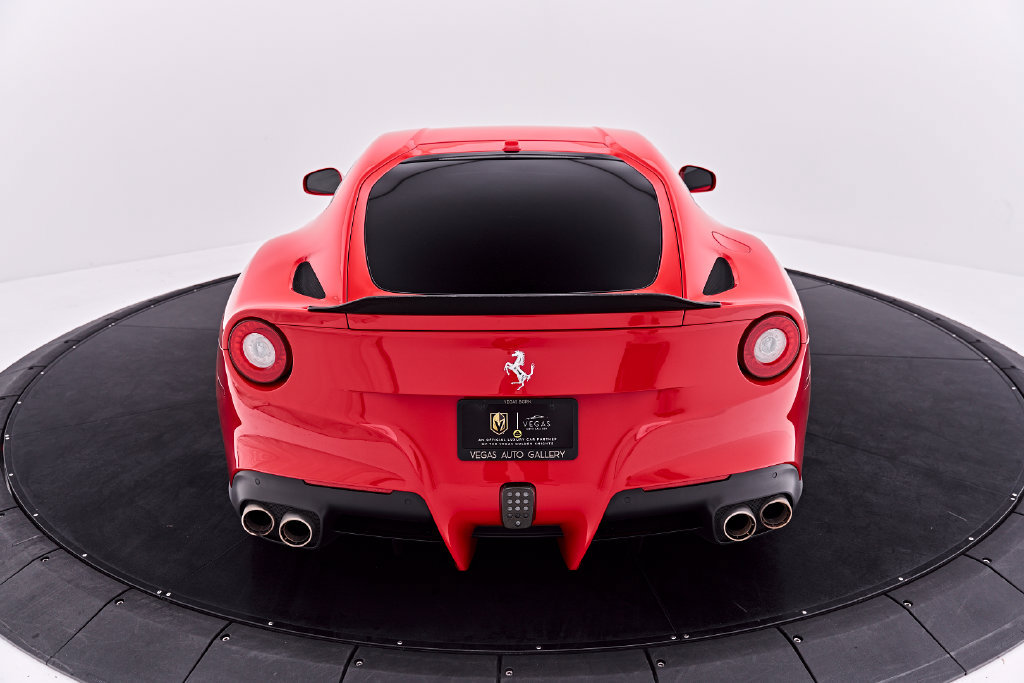 Used 2016 Ferrari F12 Berlinetta RWD image 32