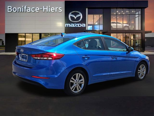 Used 2017 Hyundai Elantra SE image 4