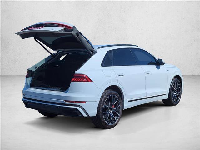 Used 2020 Audi Q8 Premium Plus image 5