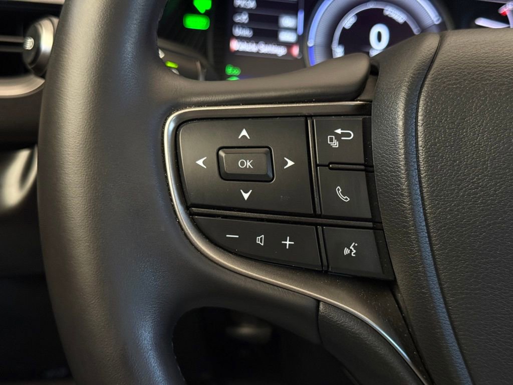 Certified 2024 Lexus UX 250h FWD image 25