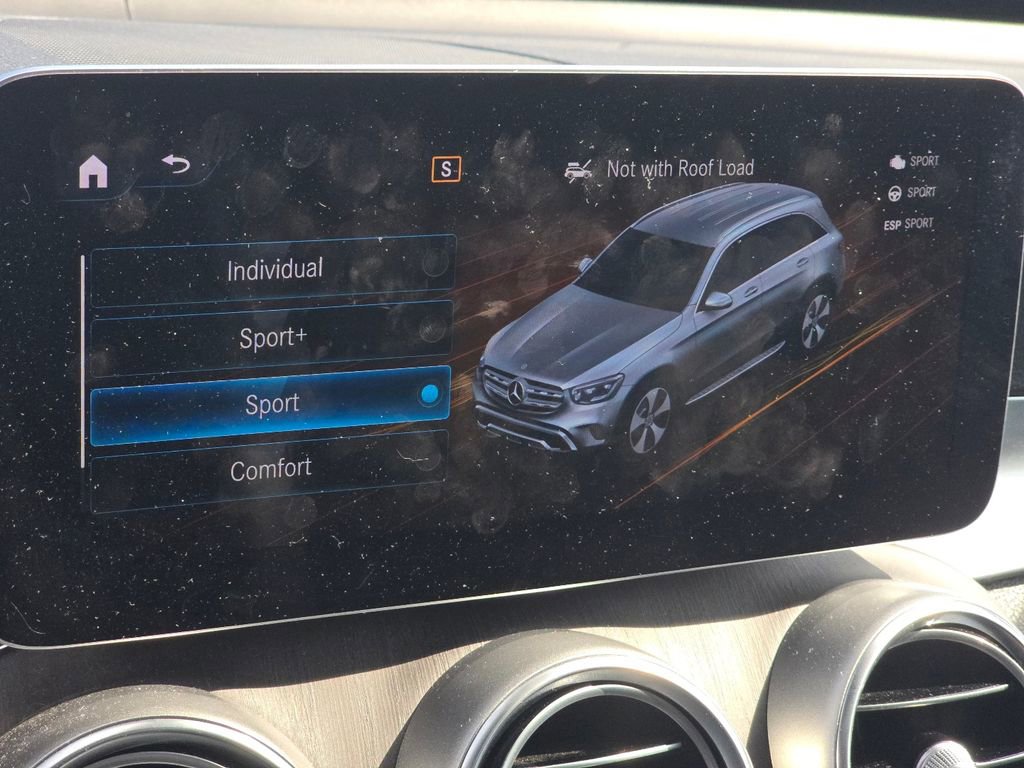 Certified 2022 Mercedes-Benz GLC 300 4MATIC image 33