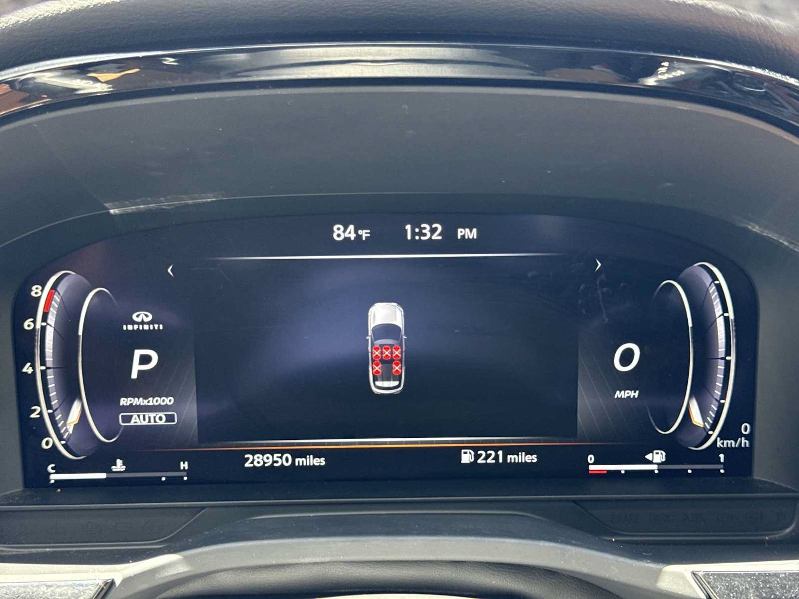 Used 2023 INFINITI QX60 Sensory w/ Vision Package AWD/4WD image 16