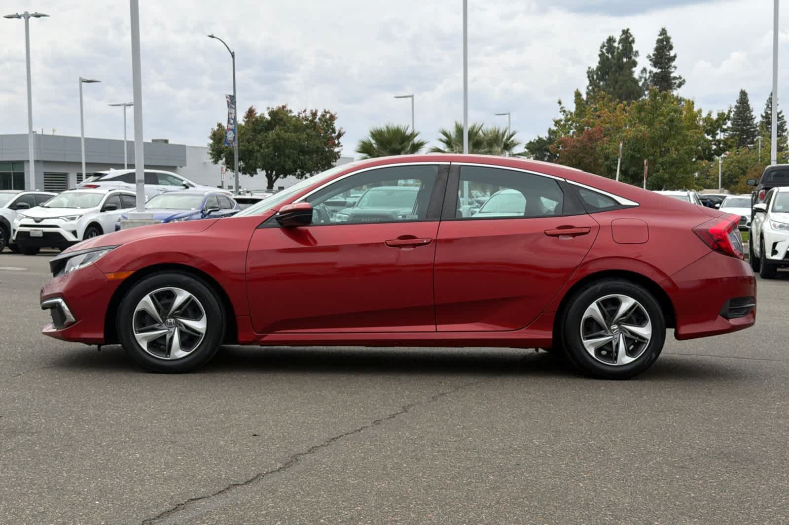 Used 2019 Honda Civic LX image 9