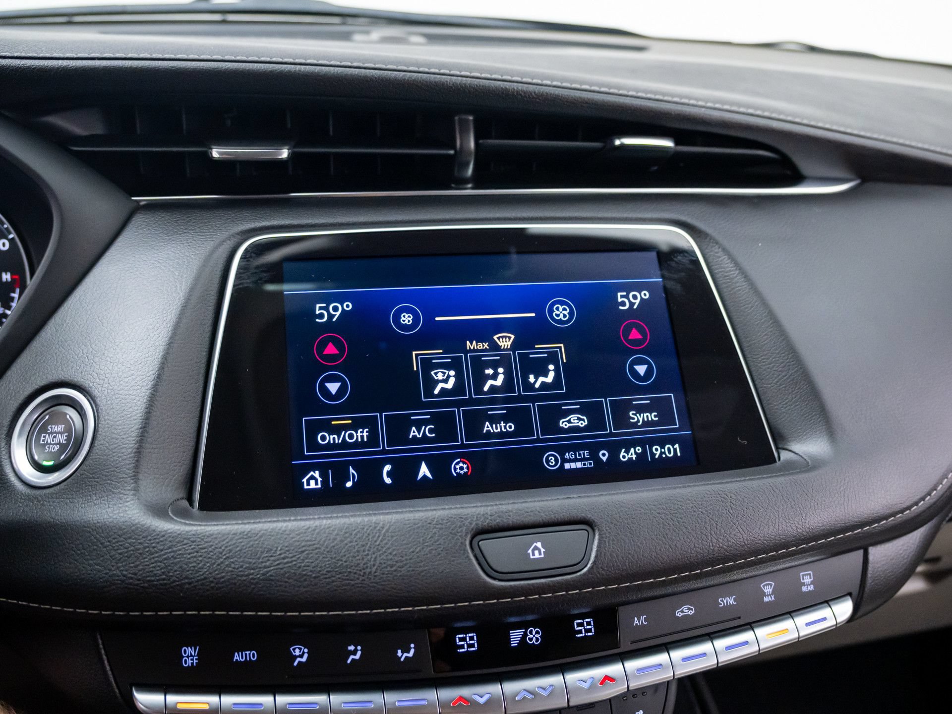 Certified 2022 Cadillac XT4 Luxury w/ Cold Weather Package AWD/4WD image 25