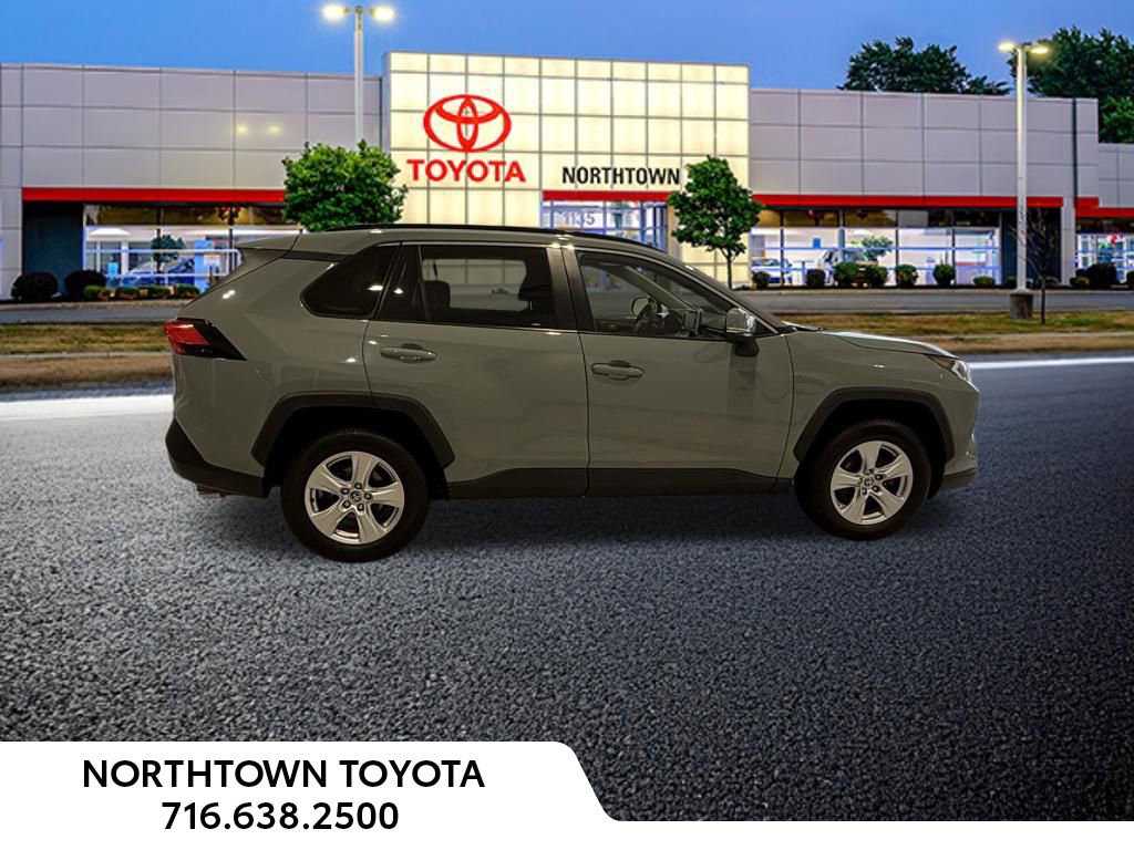Used 2020 Toyota RAV4 XLE w/ Convenience Package AWD/4WD image 11