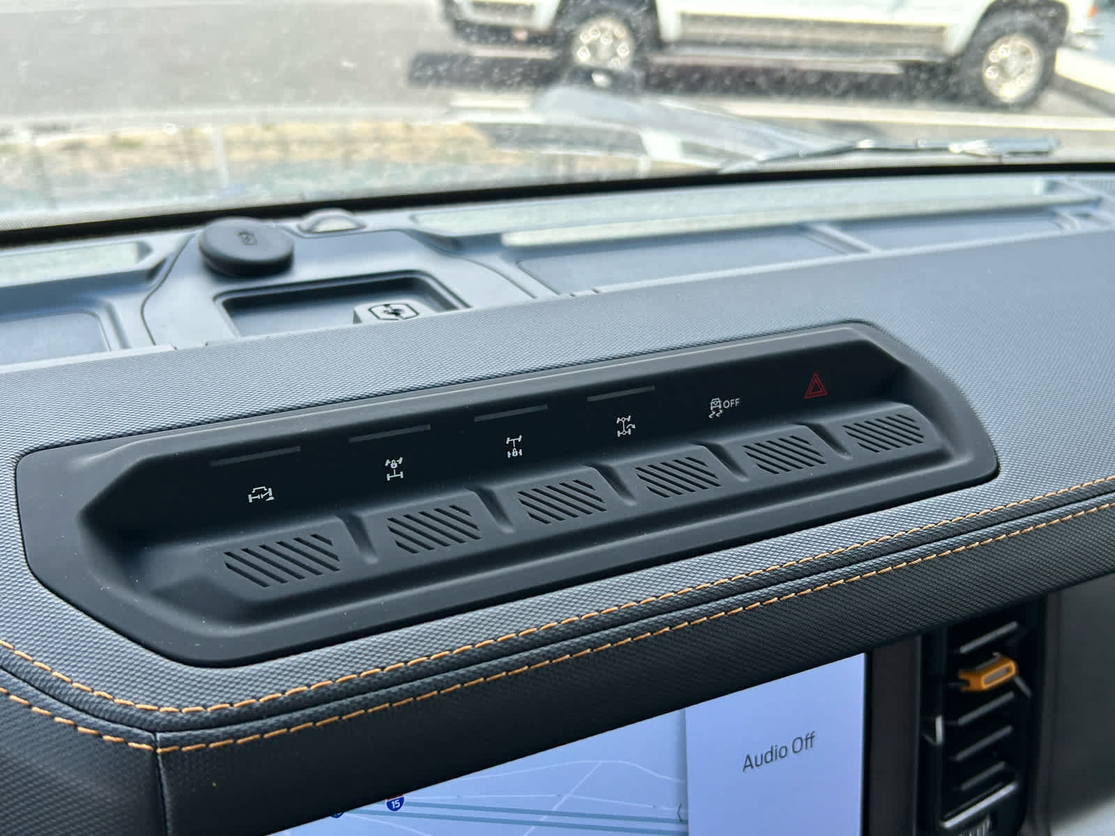New 2024 Ford Bronco Badlands AWD/4WD image 40