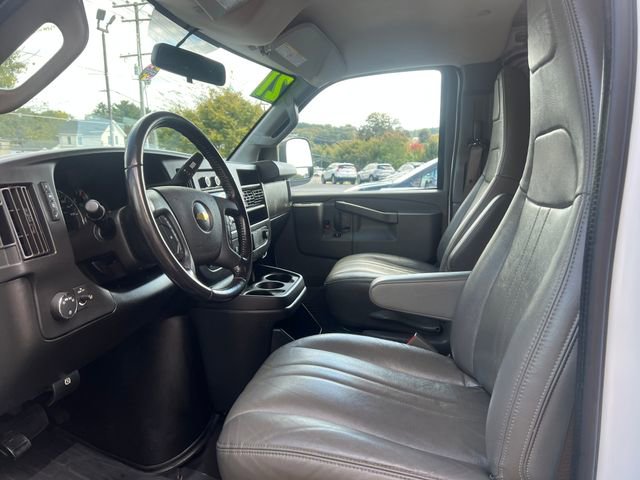 Used 2021 Chevrolet Express 3500 Work Van w/ Driver Convenience Package image 25