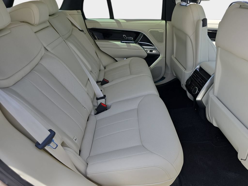 New 2026 Land Rover Range Rover SE AWD/4WD image 11