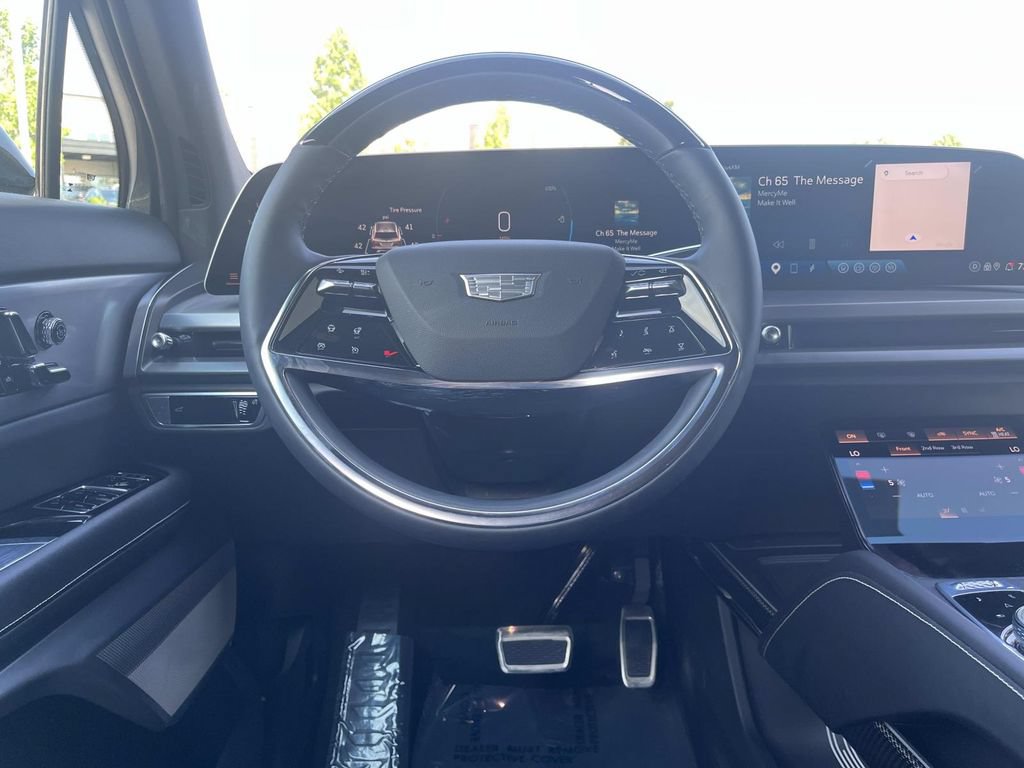 Certified 2026 Cadillac Vistiq Luxury w/ LPO, Floor Liner Package AWD/4WD image 14