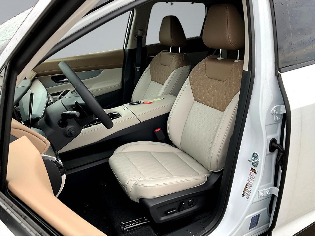 New 2026 Nissan Murano Platinum w/ Cargo Package AWD/4WD image 28