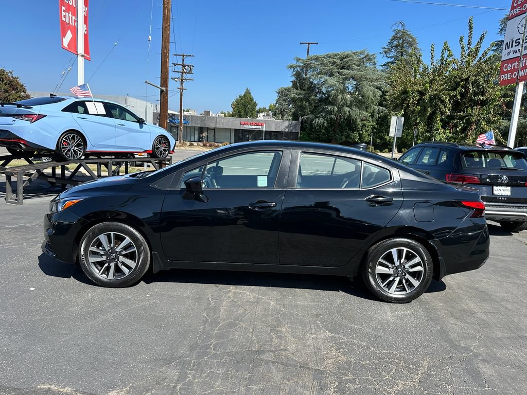 Used 2022 Nissan Versa SV w/ Trunk Package FWD image 3