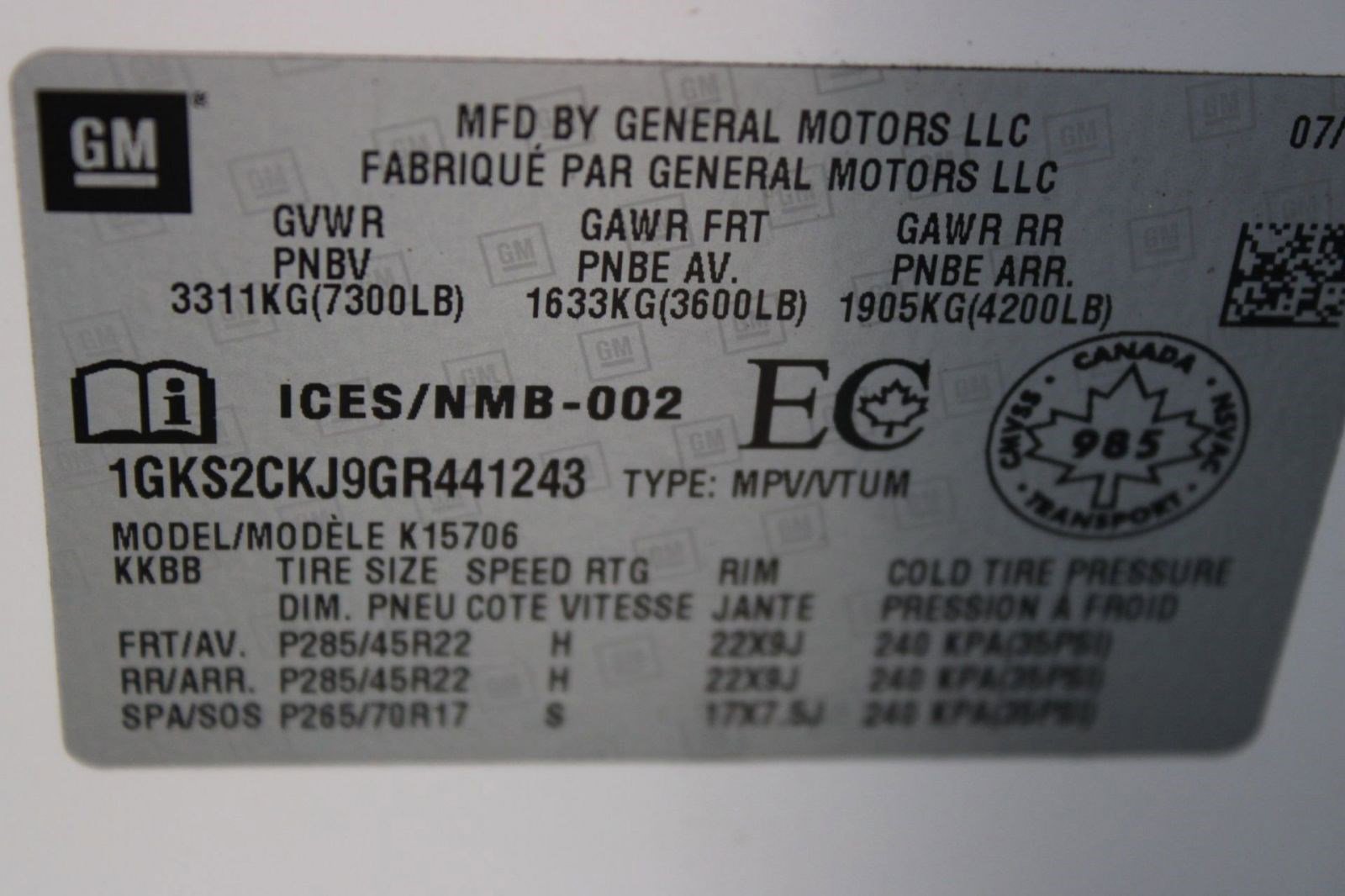 Used 2016 GMC Yukon Denali w/ Enhanced Security Package image 18