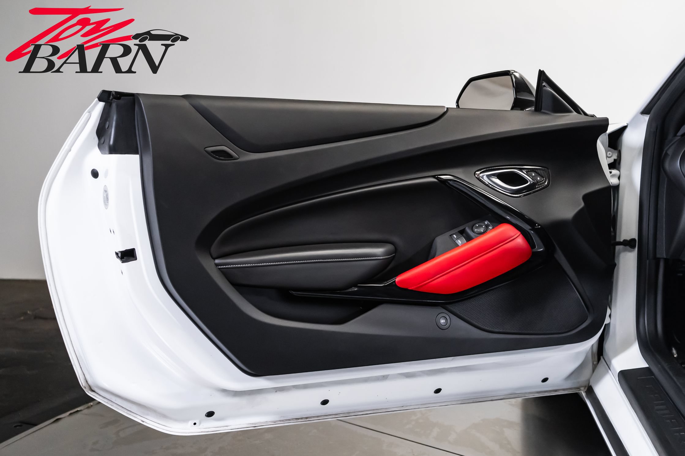 Used 2021 Chevrolet Camaro SS w/ Redline Edition RWD image 21
