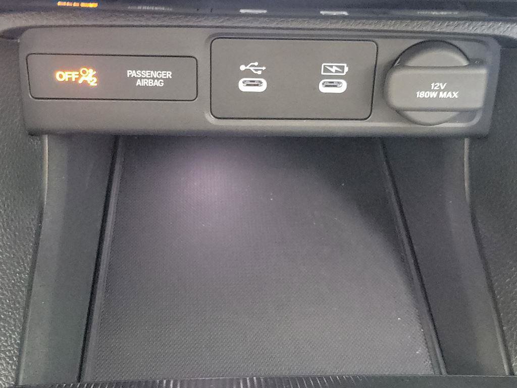 Certified 2025 Honda Civic Sport image 32